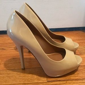 NEW ALDO Nude Heel